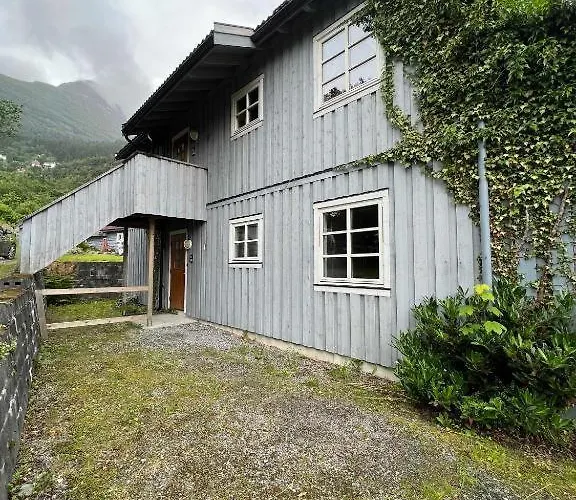 Geirangerbooking * Geiranger